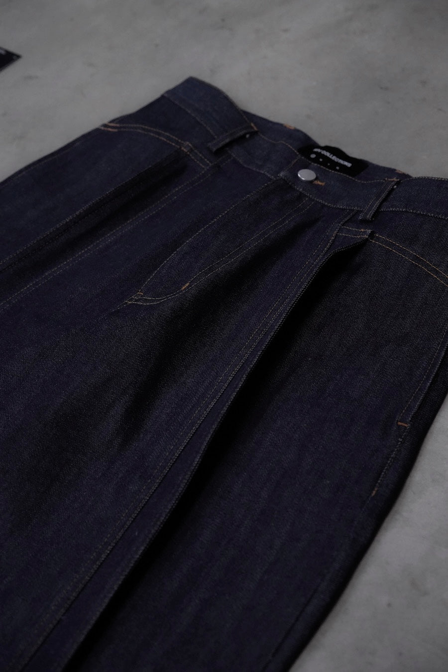 SP/ 003 RAW DENIM JEANS