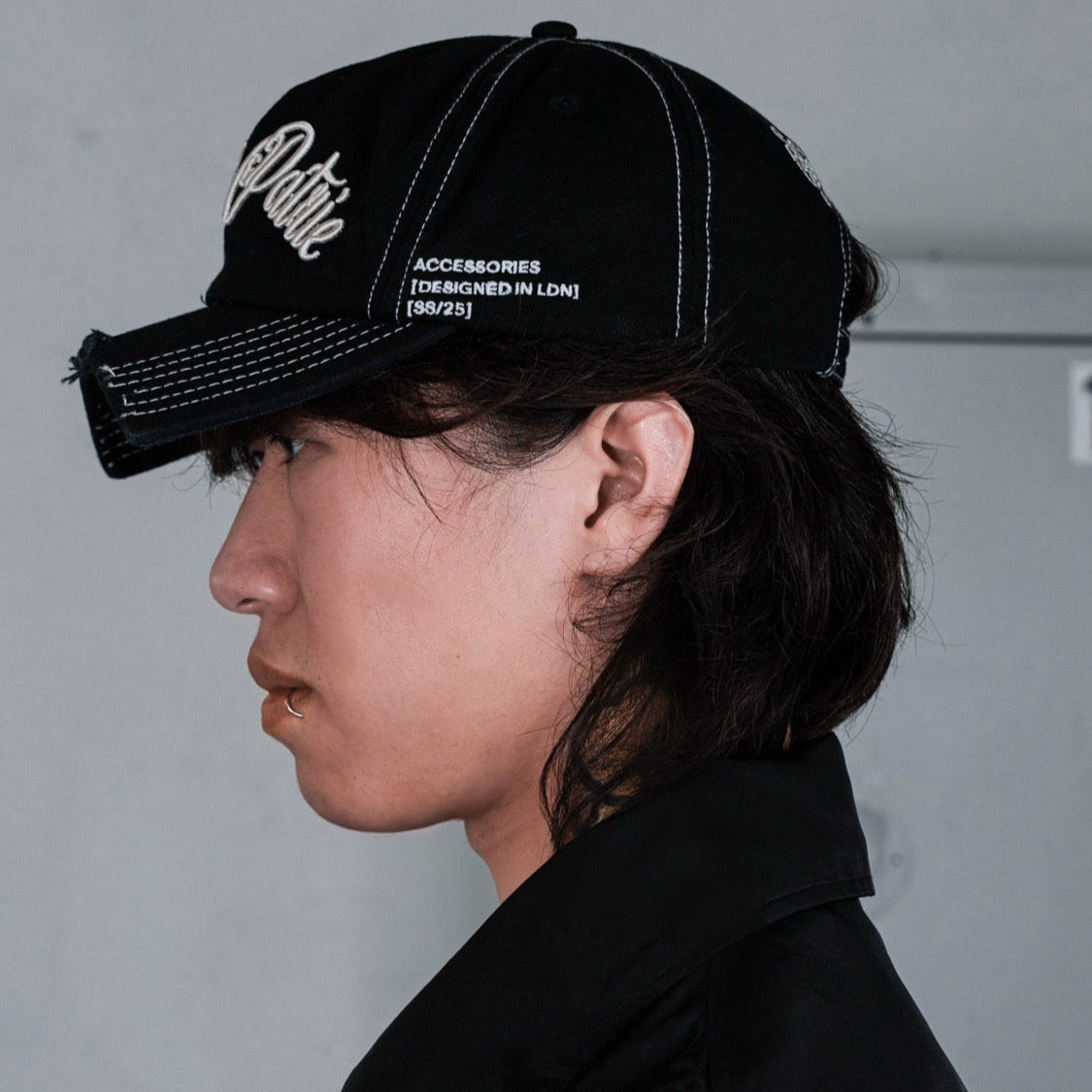 SP/002 CROPPED DISTRESSED CAP