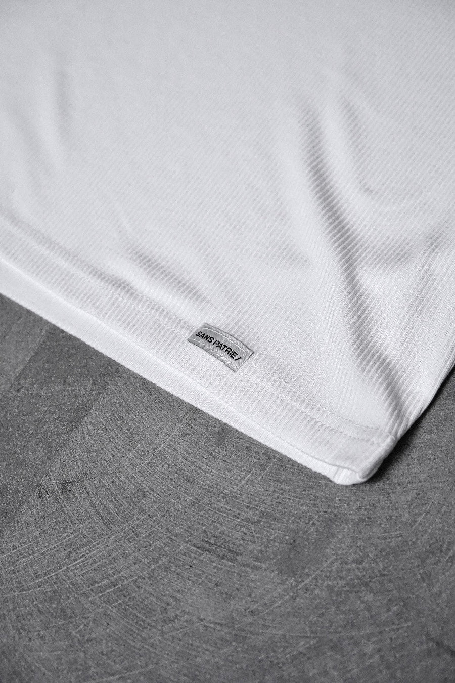SP/ 003 FITTED T-SHIRT