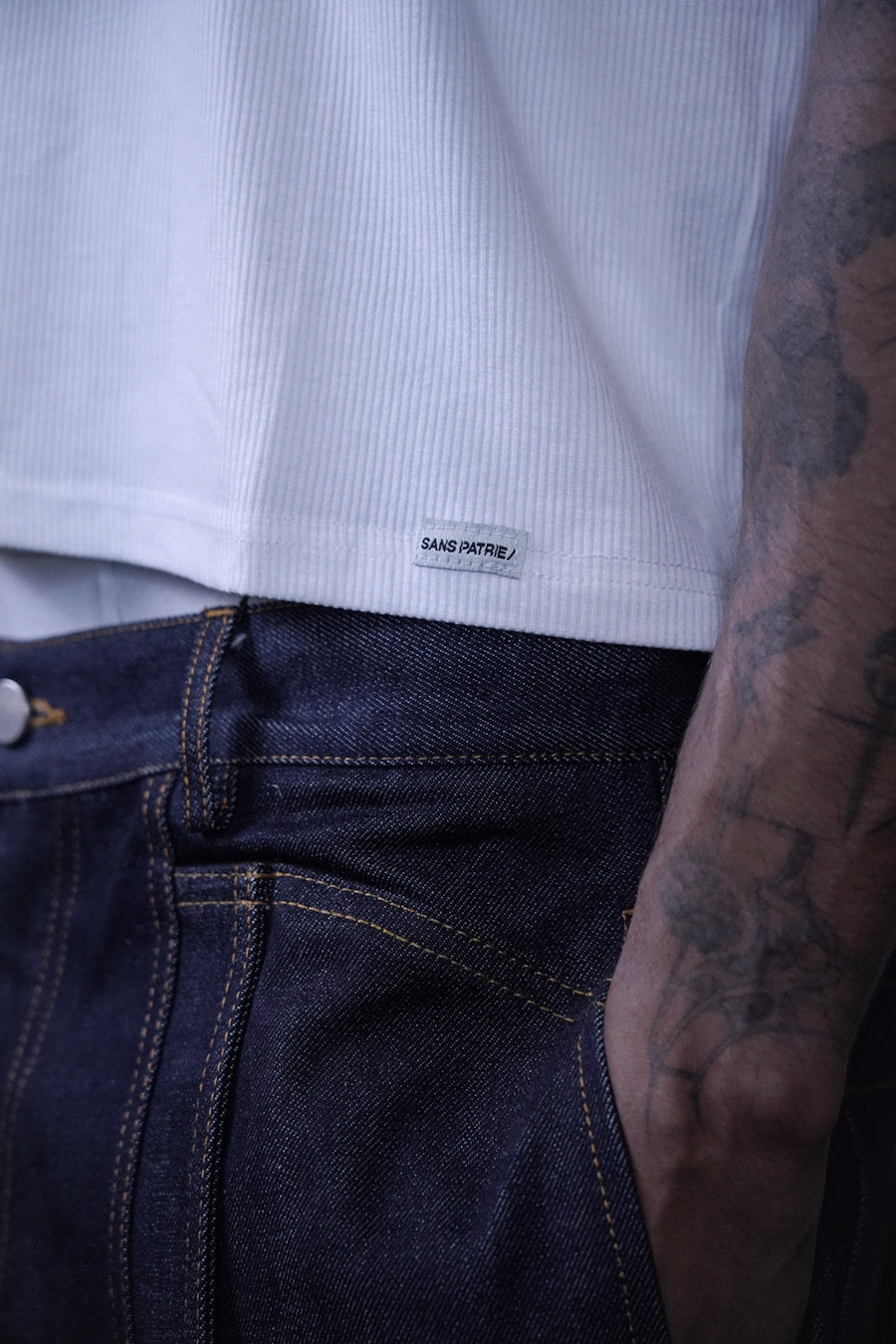 SP/ 003 FITTED T-SHIRT